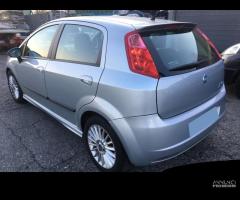 Ricambi Fiat Grande Punto 1.3 90 CV MultiJet 2006