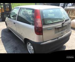 Ricambi Fiat Punto 1^serie 3 porte 1999 - 4