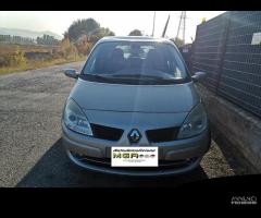 Ricambi Renault Scenic 1.9 Diesel 2009 - 1