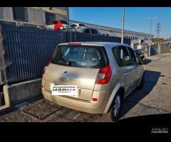 Ricambi Renault Scenic 1.9 Diesel 2009 - 3