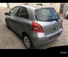 Ricambi Toyota Yaris 3 porte 1.0 Benzina 2007