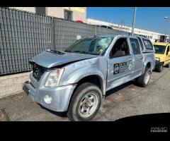 Ricambi Isuzu D-Max 2009 3.0 Diesel - 1