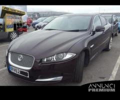 Jaguar xf 3.0 diesel 306 dt luxury ricambi