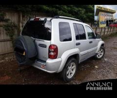 Jeep cherokee 2.8 crd anno 2006 ricambi