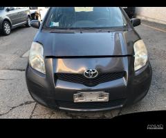 Ricambi Toyota Yaris 1.4 Benzina 2009 - 3