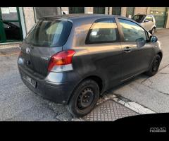 Ricambi Toyota Yaris 1.4 Benzina 2009 - 4