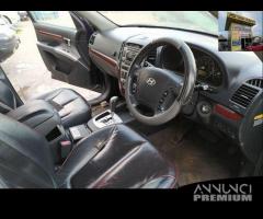 Hyundai Santa Fe 4x4 CRTD CDX+ - 5