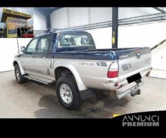 Mitsubishi l200 2004 sigla 4d56