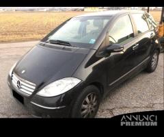 Ricambi usati Mercedes A 1.6 Diesel 2007 5 porte - 1