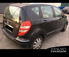 Ricambi usati Mercedes A 1.6 Diesel 2007 5 porte - 4