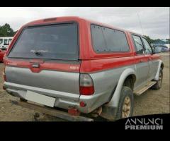 Mitsubishi l200 2001 - 2