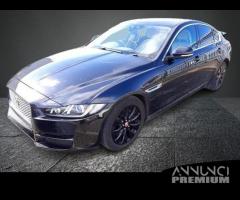 2016 JAGUAR XE PORTFOL - 1