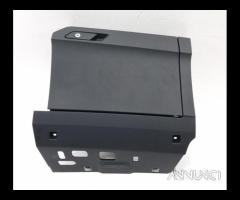 CASSETTO PORTA OGGETTI AUDI Q3 Serie (F3B) 83B8570