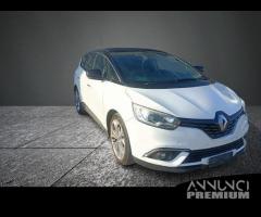 Renault Scenic 2018 sport edition 1.8L DCI motore