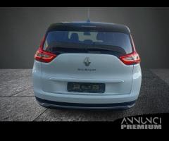 Renault Scenic 2018 sport edition 1.8L DCI motore