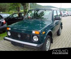 Lada niva 4x4 tutti i ricamca che ti servono