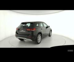 MERCEDES-BENZ GLA 200 d Business Extra auto