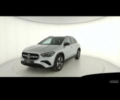 MERCEDES-BENZ GLA 200 d automatic