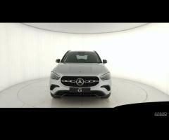 MERCEDES-BENZ GLA 200 d automatic