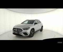 MERCEDES-BENZ GLA 200 d automatic