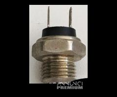 Interruttore luce retro orig niva 1.6-1.7-1.9d