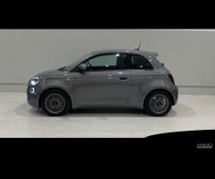 FIAT 500e 3+1 - 500e 3+1 42 kWh Icon