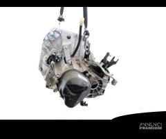 321014203R CAMBIO MECCANICO RENAULT CLIO 0.9 B 56K