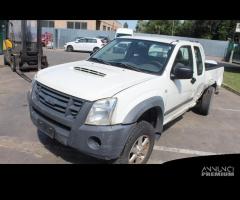 ISUZU D-MAX 3.0 D 4X4 120KW 5M 2P (2009) RICAMBIO