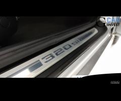 BMW Serie 3 E90 Berlina - 320si - 13