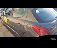 Ricambi vari peugeot 207 anno 2008 cc 1.3 b