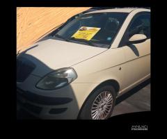 Ricambi vari lancia ypsilon anno 2004 cc1.2b