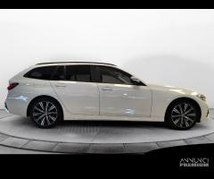 BMW 320 d xDrive Touring Business Advantage