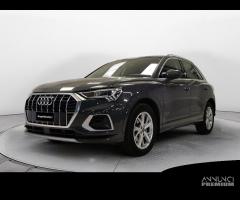 AUDI Q3 35 TDI quattro Business Advanced