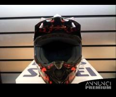 Casco Shoei V-Moto Metal Mulisha 2