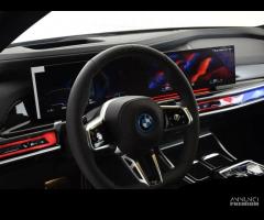 BMW i7 xDrive60 MSport - SOLO CON PERMUTA - 8