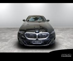 BMW i5 eDrive40 MSport - 2