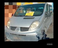 ACCESSORI AUTO RENAULT TRAFIC ANNO 2006 CC 2.0 D.