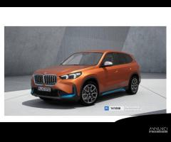 BMW iX1 xDrive30 xLine - 1