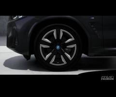 BMW iX3 Inspiring - 8