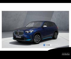 BMW iX1 xDrive30 xLine - 1