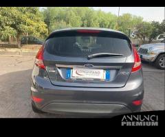 Ford Fiesta Ikon 1.4 diesel adatta a neopatentati