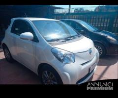 Toyota iQ 1.0 benzina