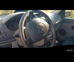 Ricambi vari renault clio anno 2005 cc 1.1b