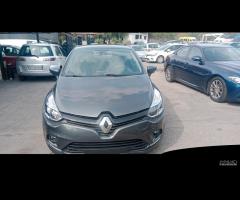 Renault Clio 1.5 dci - 10