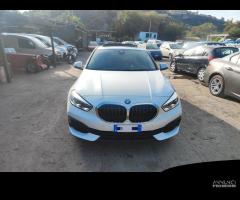 Bmw 118 120d 5p. Advantage