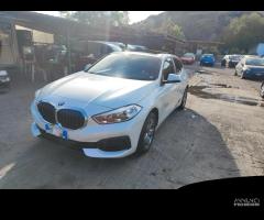 Bmw 118 120d 5p. Advantage