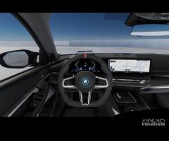 BMW i5 M60 xDrive Touring - 14