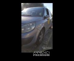 Ricambi Renault Megane Scenic 2006 cc 1.5 Diesel