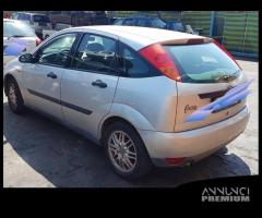 Ricambi vari Ford Focus 2000 cc 1.4 Benzina - 8