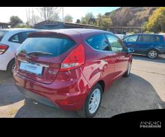 Ford Fiesta 1.4 5 porte Bz.- GPL Titanium